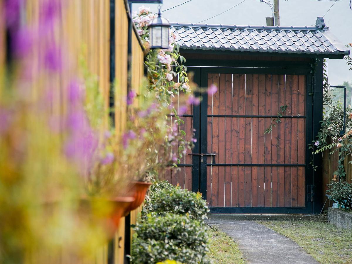 Flying Villa Nantou Exterior photo
