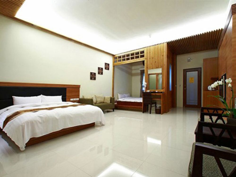 Flying Villa Nantou Exterior photo